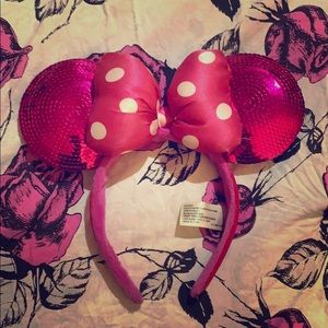 Minnie Mouse ears headband
